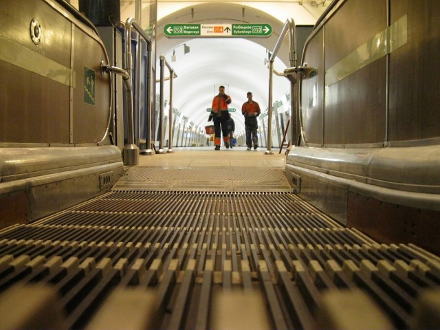 Правдивые заметки сотрудников петербургского метро, которое является одним из самых глубоких в мире