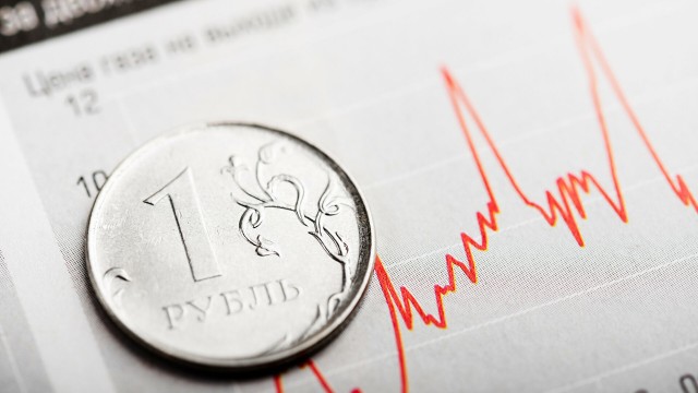 Минфин увеличит скупку валюты на бирже втрое