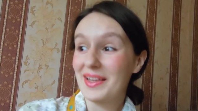 Сегодня девочке исполнилось 21