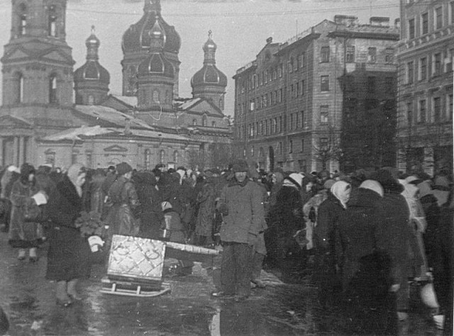 Зарплаты и цены в годы Великой Отечественной