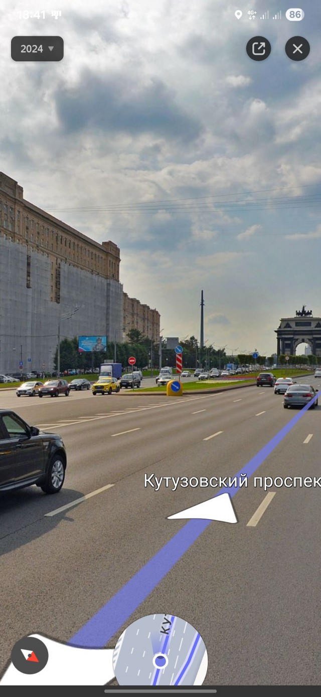 Момент ДТП со скорой помощью