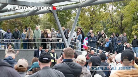Мэрия Владивостока отказала в проведении митинга против блокировки мессенджеров по причине "ремонта сцены"