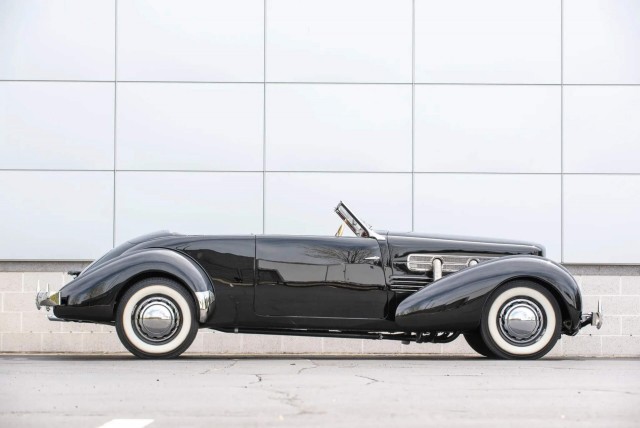 1937 Cord 812 Phaeton. Автопятница №150.