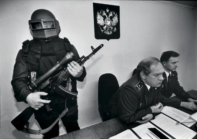 Смешал, но не взбалтывал:  27.09.2006.