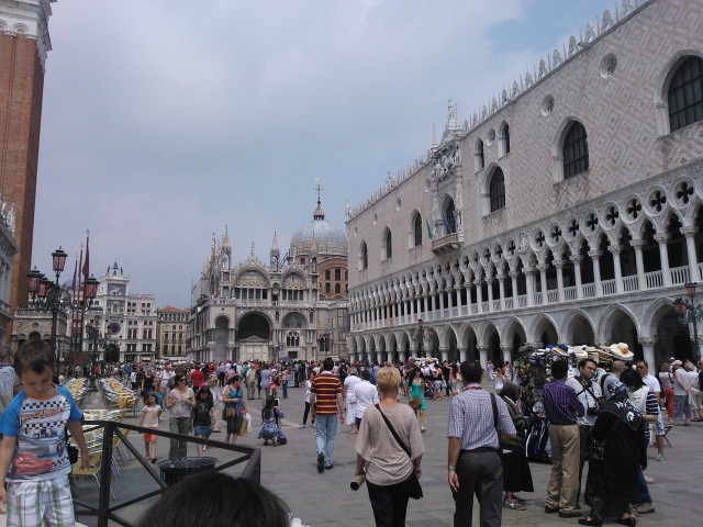Тем временем в Венеции