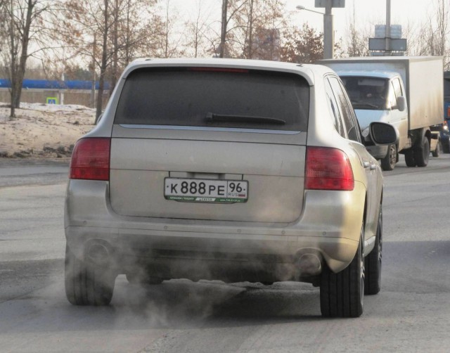 Автомойщик на Порше? Порше забрать, мойщика закрыть!
