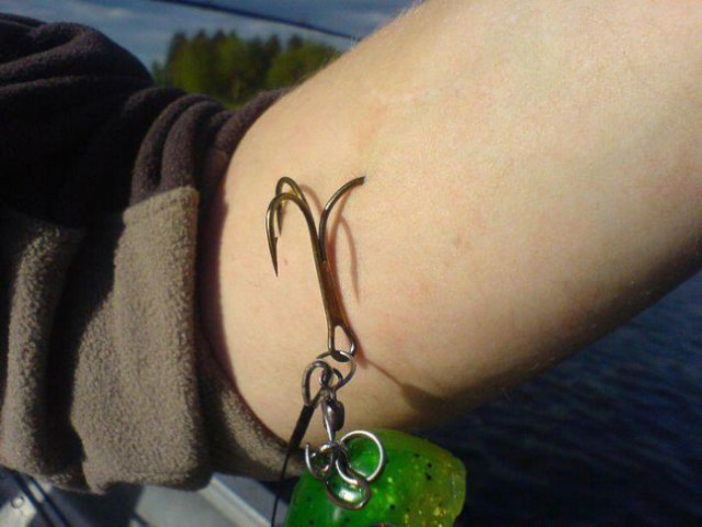 Неприятности случаются.