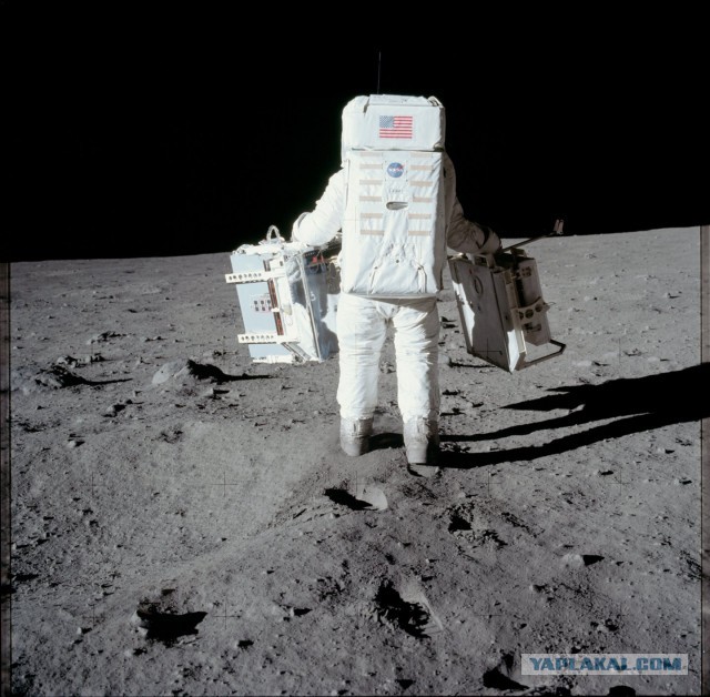Астронавты, никогда не были на луне..и точка