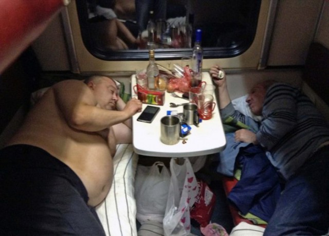 Привычки пассажиров, которые раздражают проводников и попутчиков.®РЖД