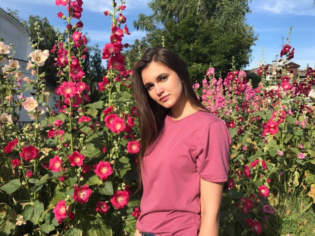 Вот так бы взял и женился на всех