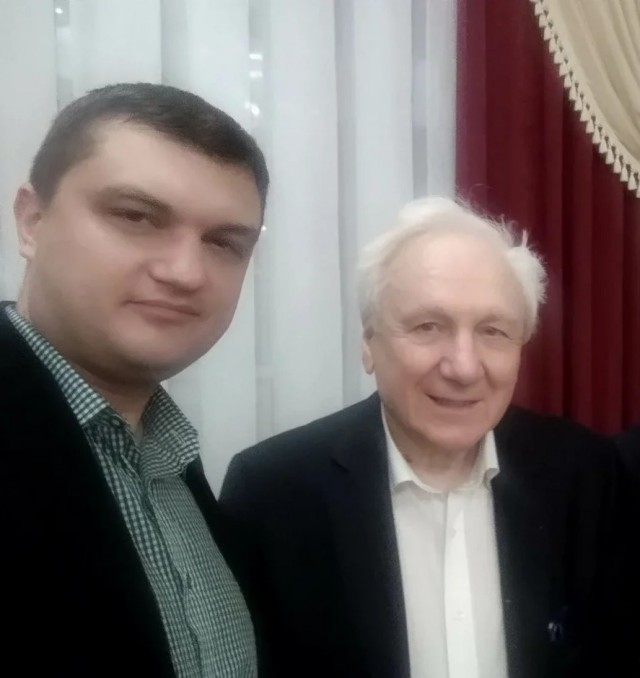 ЯП, а у кого из вас есть фото со знаменитостью?