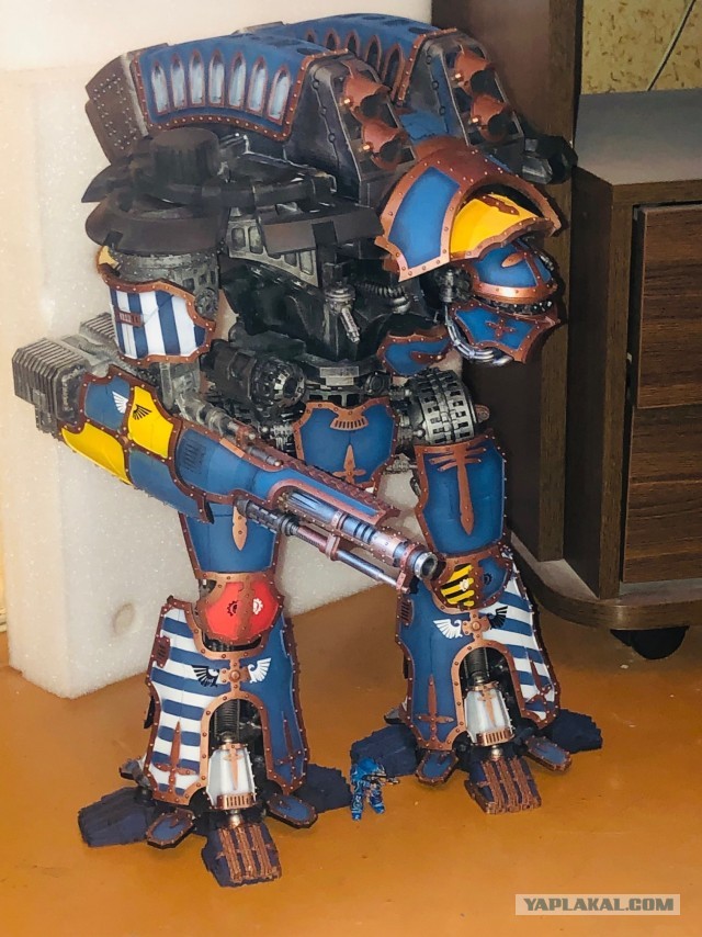 Warlord Titan. Сервиторим потихоньку