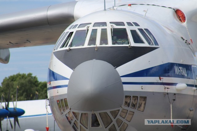 Самолет АН124 "Волга-Днепр" Антонов в Лондоне. Посадка. Взлет