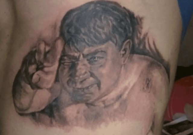 Анализируя Доцента: гид по татуировкам Евгения Леонова в «Джентльменах удачи»