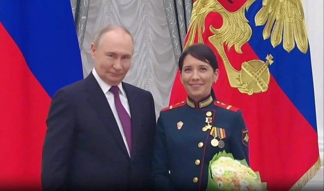 Закрыла собой раненого солдата. Первая женщина стала Героем России за участие в спецоперации
