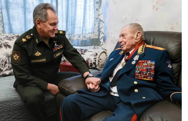 В Тверской области умер Спартак Сычёв — участник Великой Отечественной войны, который оставил в 1945 году автограф на стене рейхстага в Берлине, сообщила пресс-служба администрации региона
