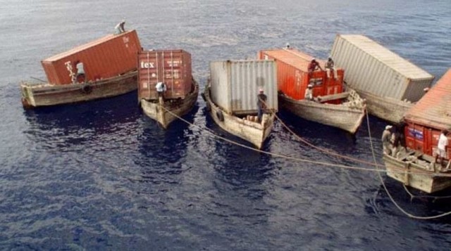 Дальнобойщики в РФ начали возить морские контейнеры на «Газелях», чтобы избежать «Платона»