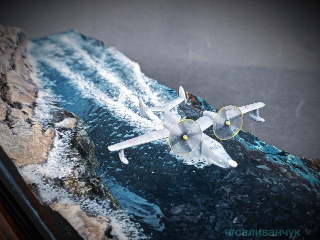 Чайка-птица гордая .