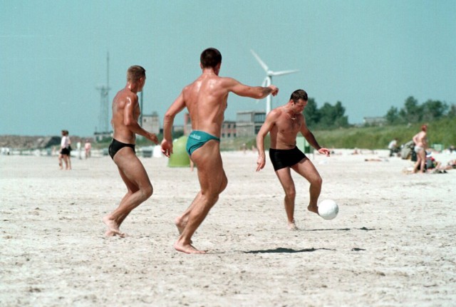 Как латвийские пляжи выглядели в 90-ых.
