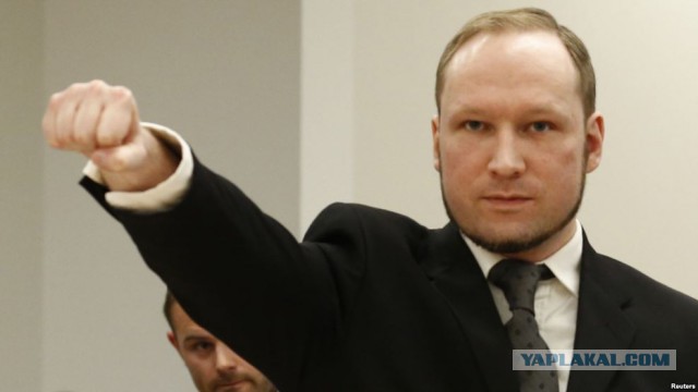 Теракт в Берлине: грузовик врезался толпу посетителей на Рождественской ярмарке в центре города