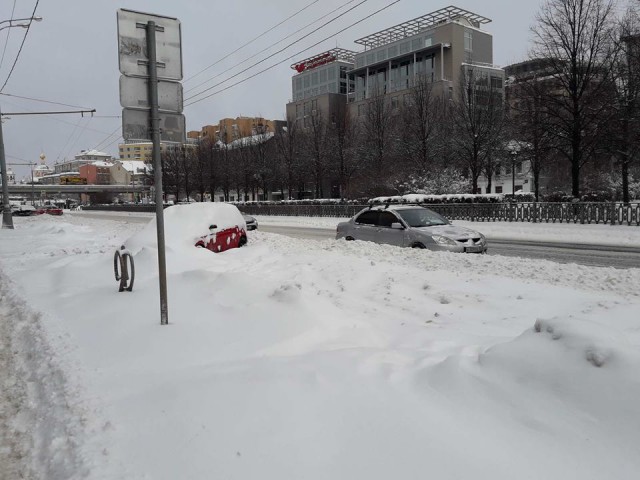 Снежный ад в Москве - большой фотоотчет