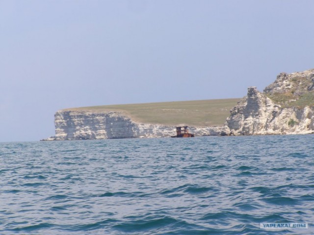 Мыс Тарханкут - самая западная точка Крыма.