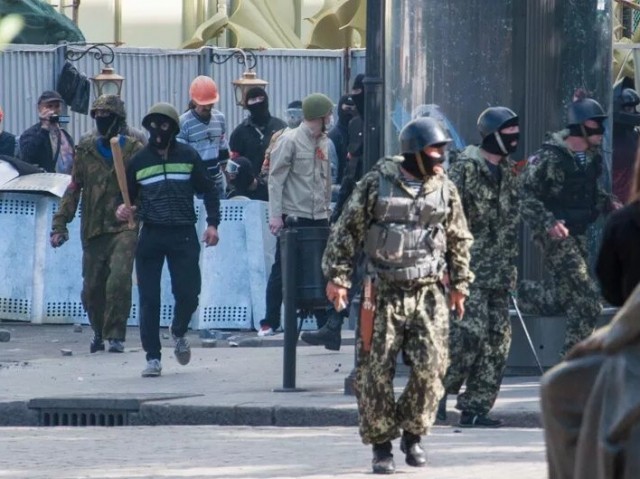 в Херсоне, "ждуны" сдают нацистам своих соседей