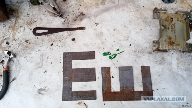 Деревня удивляет