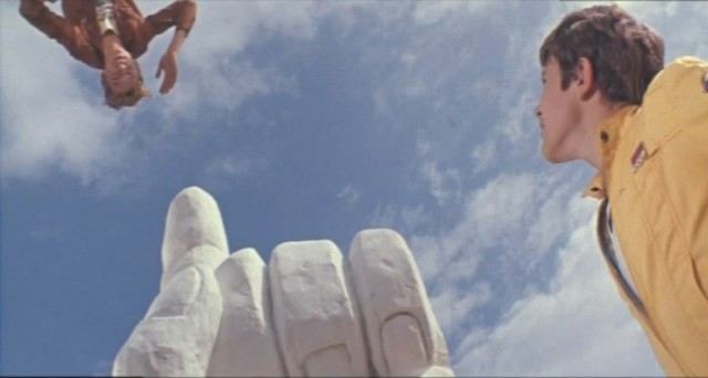 Необычные статуи мира