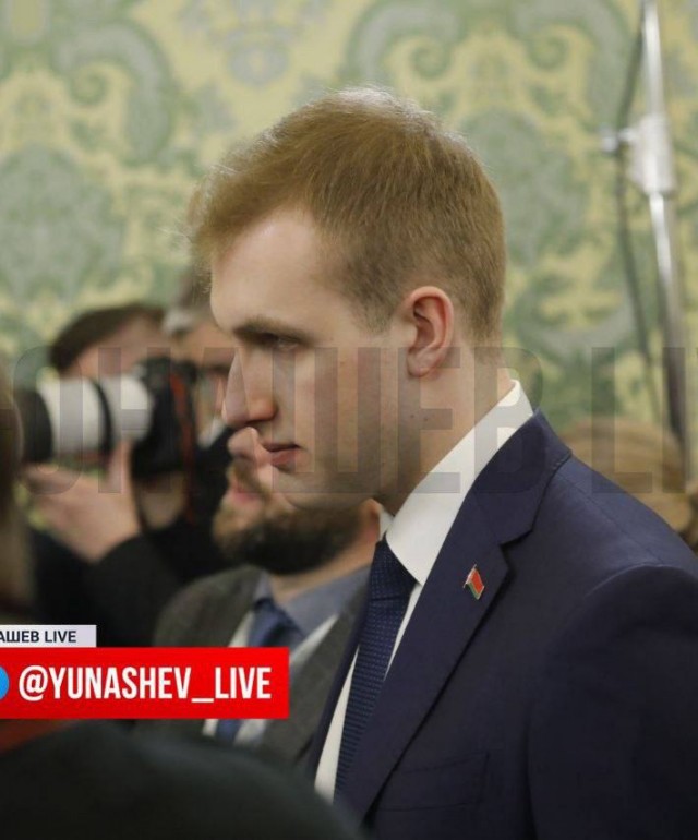«Принц, краш». 20-летний сын Лукашенко сейчас в Москве, сводит с ума женщин