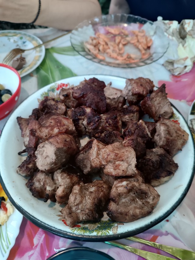 Ешь мясо, мясо, мясо