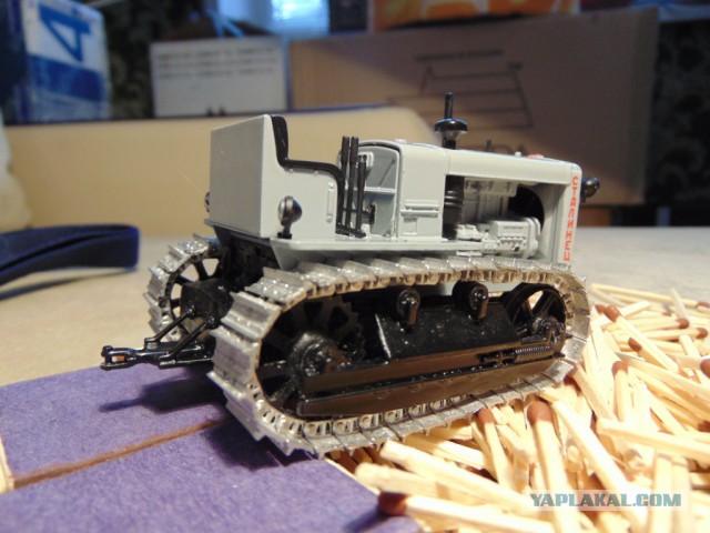 Mikromodellbau. Трактор "Сталинец-65" 43 масштаб.