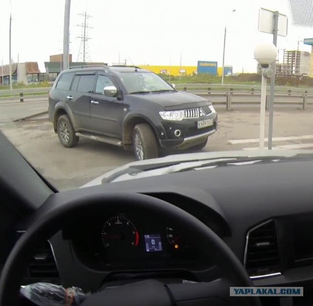 Обновленный УАЗ Патриот 2017: Бак в фольге, горб в салоне и цена за 1 миллион....