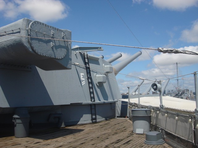 Линкор "Нью-Джeрси" (Battleship USS New Jersey)