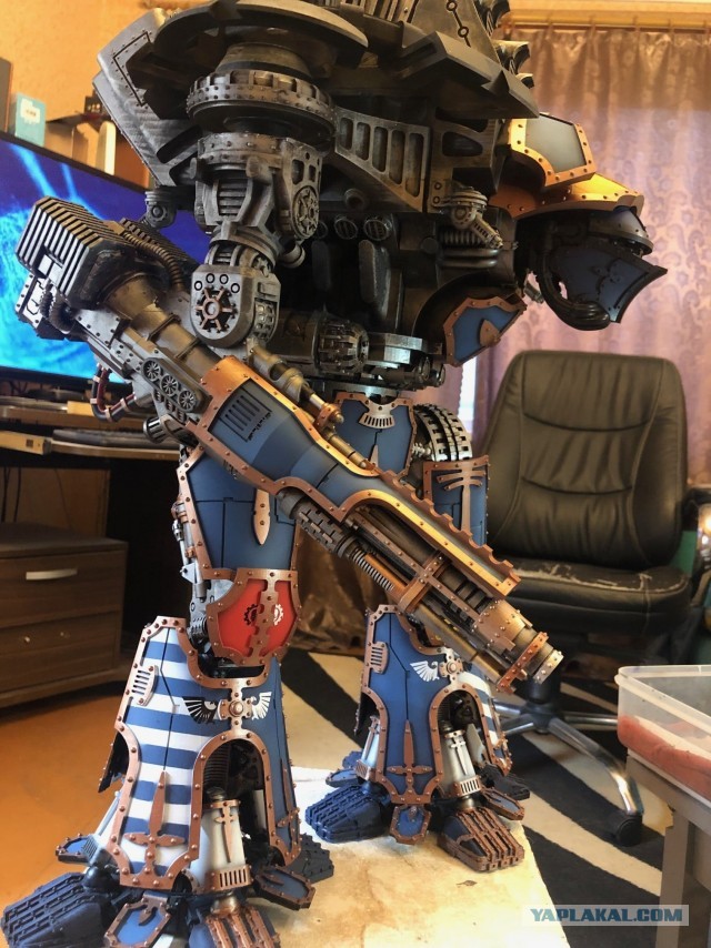 Warlord Titan. Сервиторим потихоньку