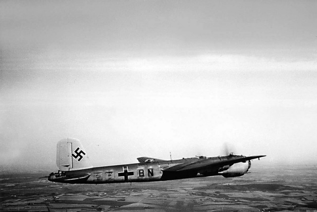 He-177 Greif. "Летающая крепость" Гитлера.