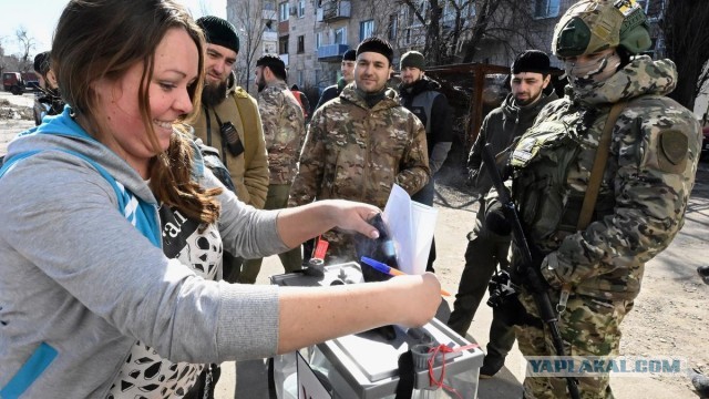 В аэропортах России чудовищный коллапс, снова: из-за затяжной атаки дронов в Москве массово отменяют и задерживают рейсы