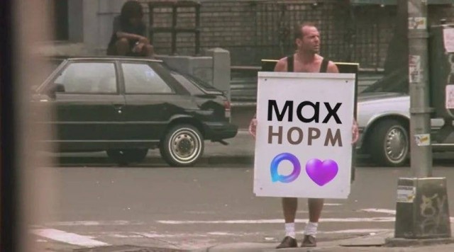 MAX признали шпионским приложением