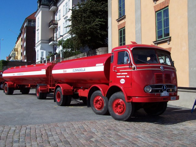 Mercedes-Benz. Картинки с аукциона.