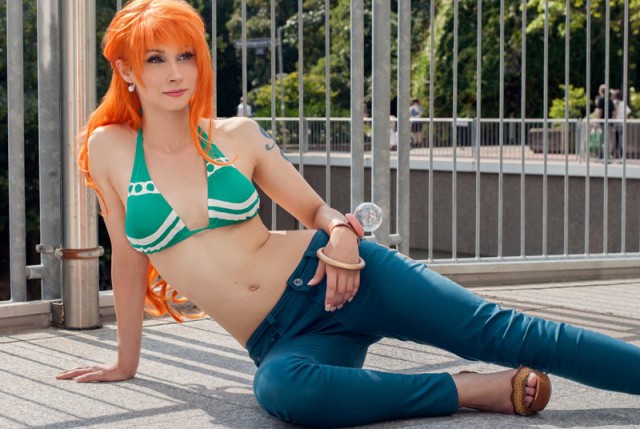 Nami cosplay nackt