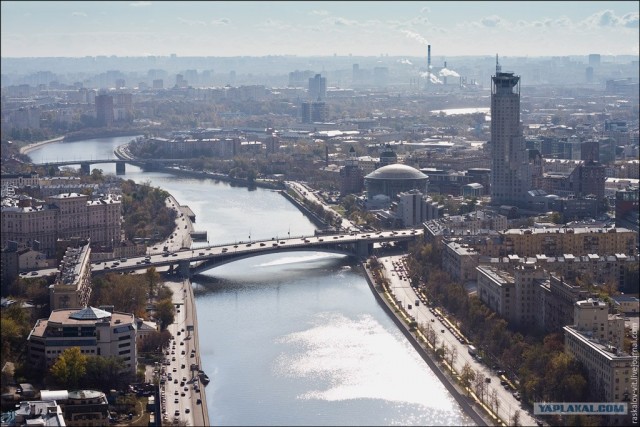 Жилой дом на Котельнической набережной