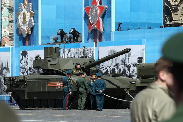 Новейшие российские танки могут дойти до площади перед зданием Рейхстага