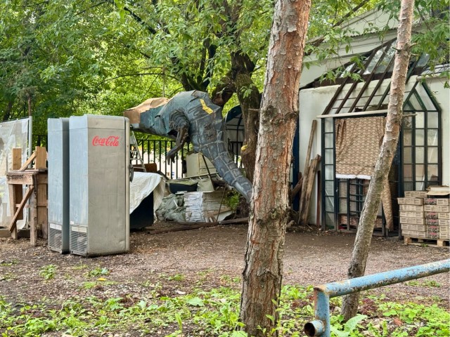 Уютный дворик