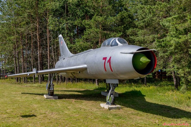 Музей авиации в Минске. Боевая авиация