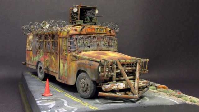 Школьный автобус для зомби-апокалипсиса