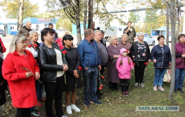 Не забывают. В Якутии установили ещё один памятник Сталину.