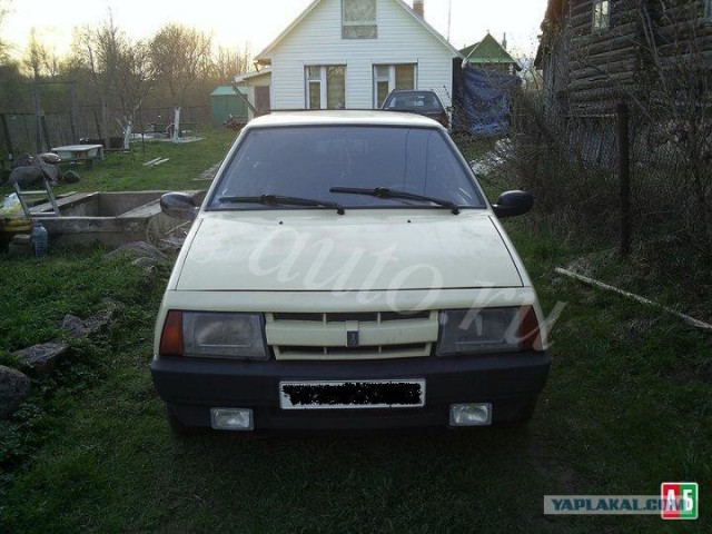 Ее первая машина...
