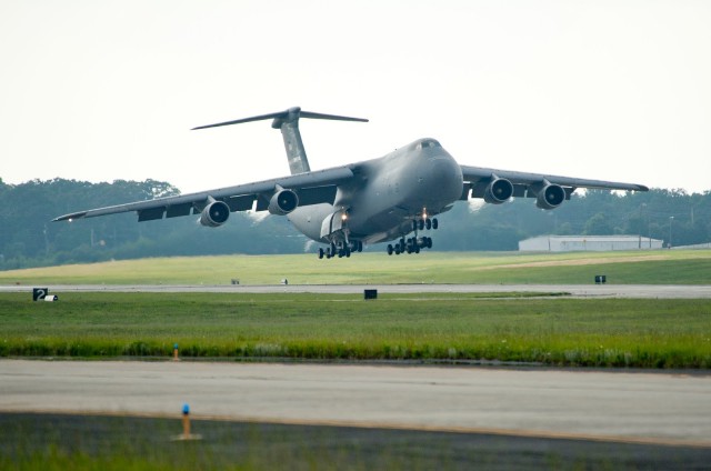 Lockheed C-5 Galaxy. Самый крупный военно-транспортный самолёт ВВС США