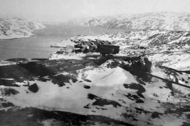 Заброшенная позиция 10-го дивизиона ПВО С-125, остров Шалим