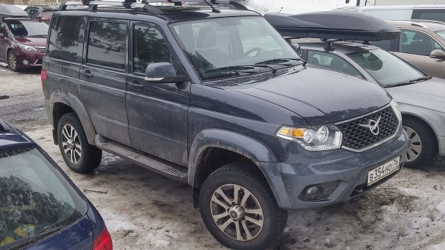 Новый УАЗ «Патриот» с дизелем и коробкой JAC столкнулся со сложностями: разместить всё под капотом оказалось непросто